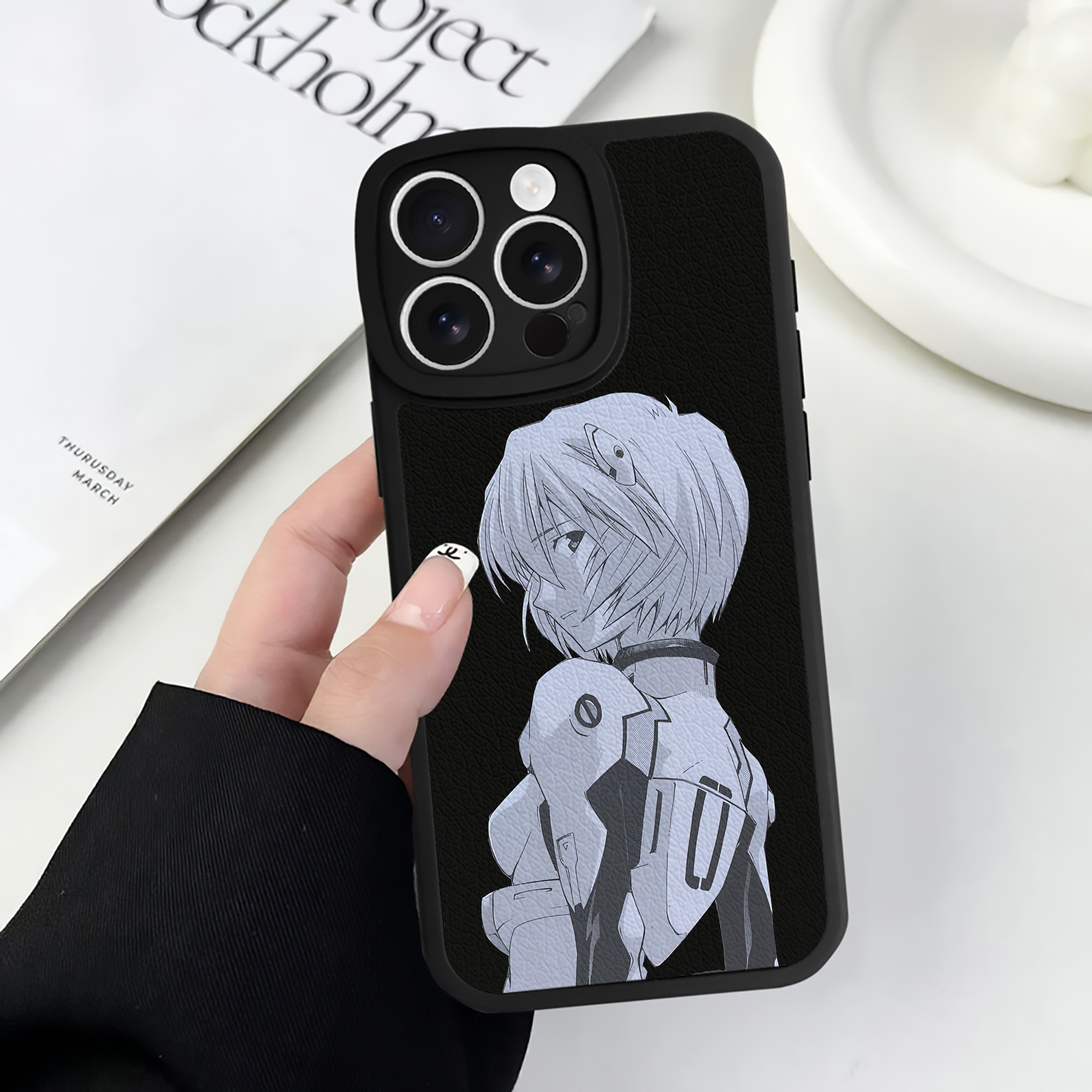 （画像用） EVA 新世紀エヴァンゲリオン 【iPhone 16シリーズ対応】シリコンスマホケース（レザー調） 材質：シリコン